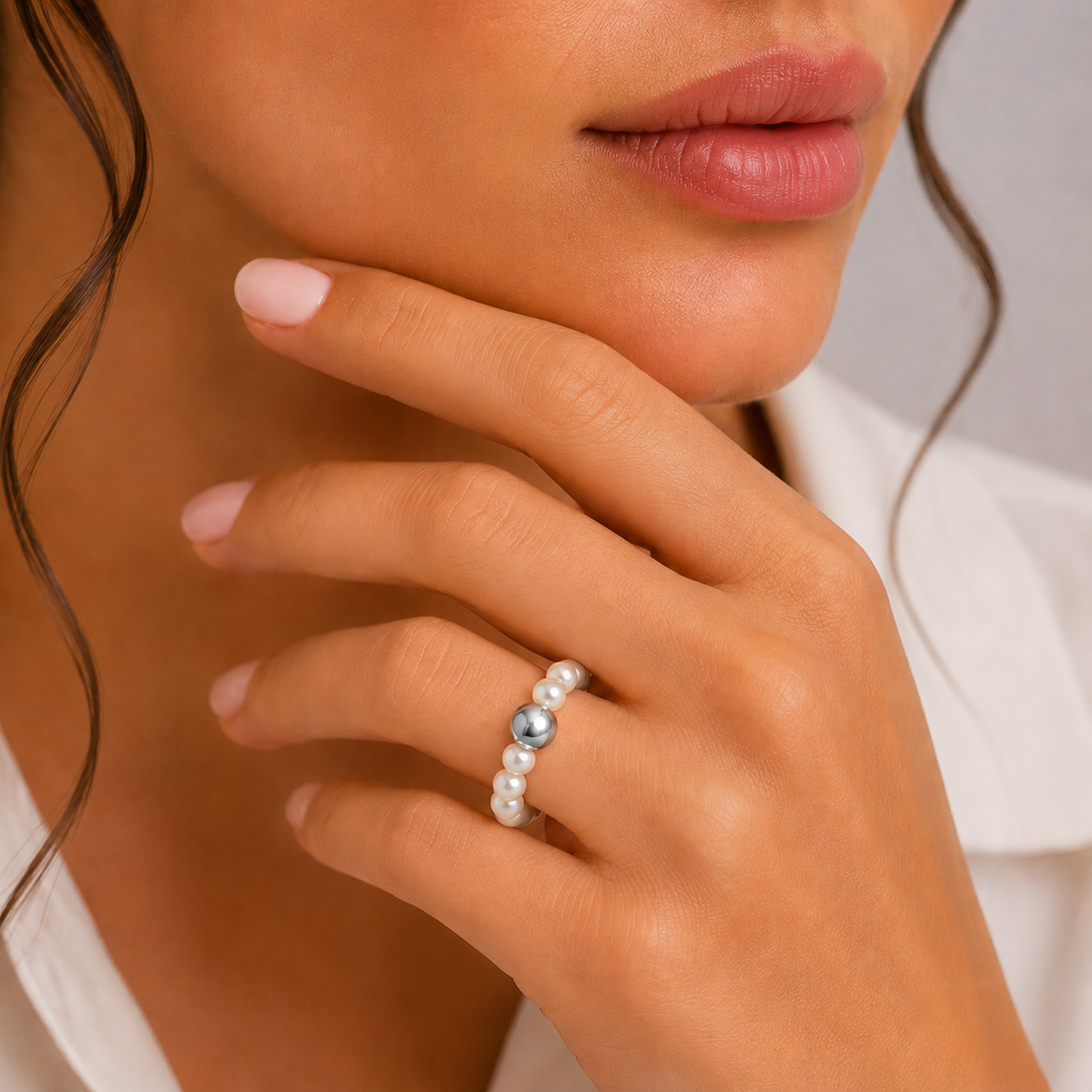 Anello filo di Perle a molla
